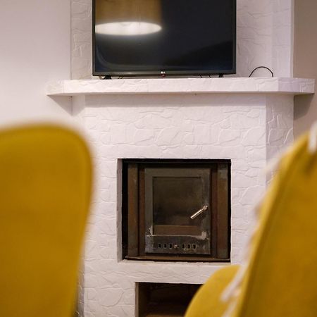 Victoria Guest House Фурнаш Екстер'єр фото