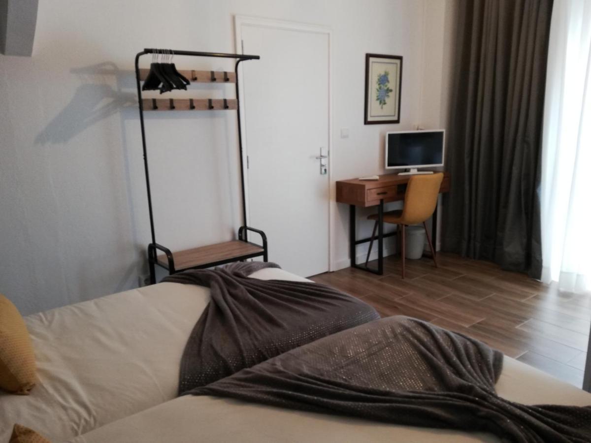 Victoria Guest House Фурнаш Екстер'єр фото