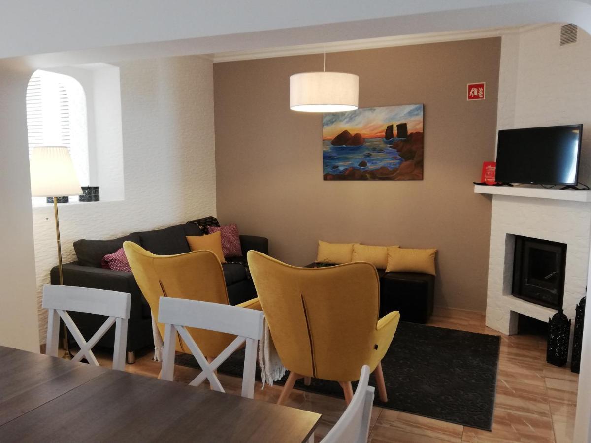 Victoria Guest House Фурнаш Екстер'єр фото