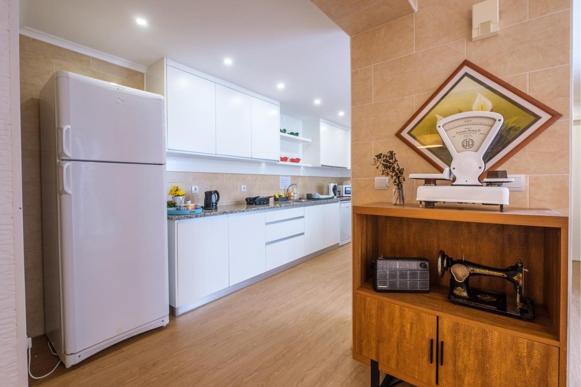 Victoria Guest House Фурнаш Екстер'єр фото