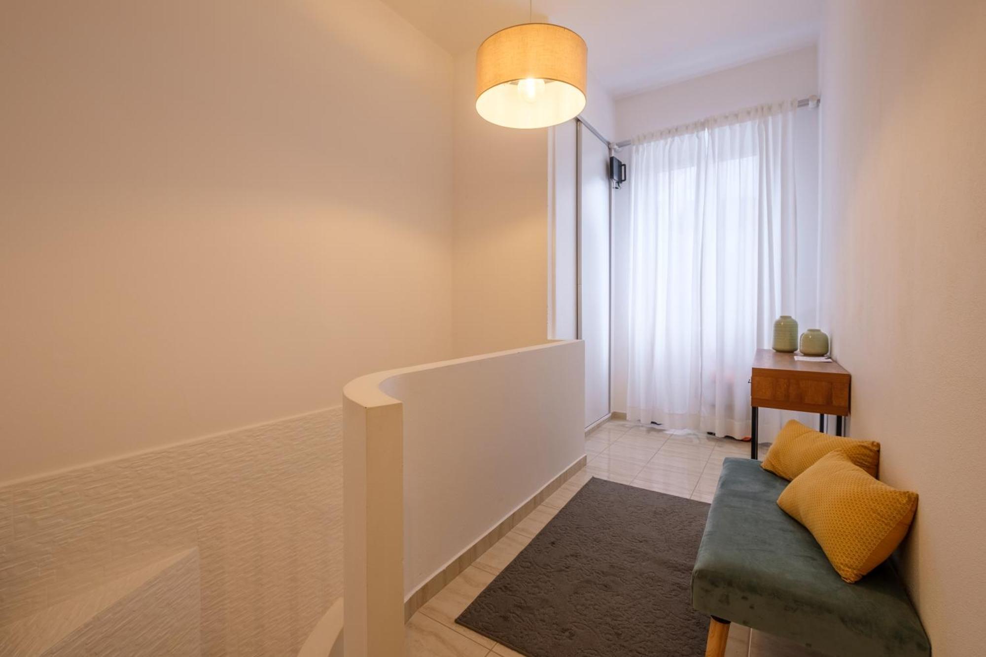 Victoria Guest House Фурнаш Екстер'єр фото