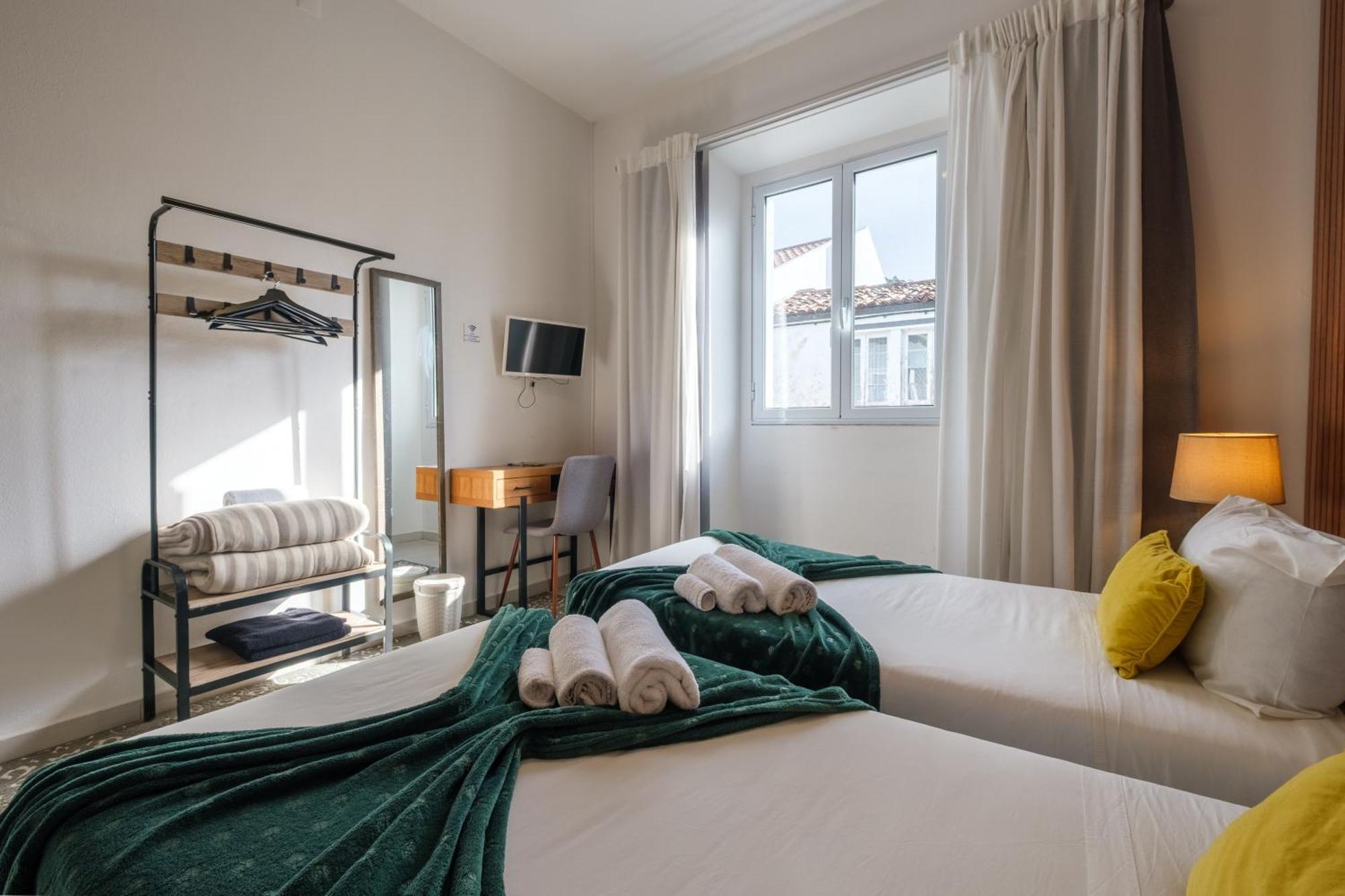 Victoria Guest House Фурнаш Екстер'єр фото